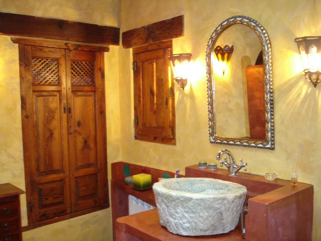 Cueva De La Alegria Ferienhaus *